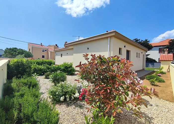 Mattina, With Heated Pool And Jacuzzi Privlaka (Zadar)