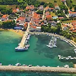 Mattina, With Heated Pool And Jacuzzi