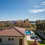 Mattina, With Heated Pool And Jacuzzi *