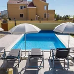 Mattina, With Heated Pool And Jacuzzi Villa *