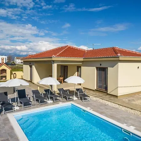 Mattina, With Heated Pool And Jacuzzi Villa Privlaka (Zadar)