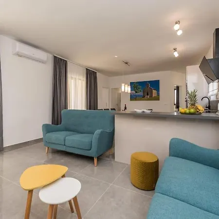 Villa Mattina, With Heated Pool And Jacuzzi Privlaka (Zadar)