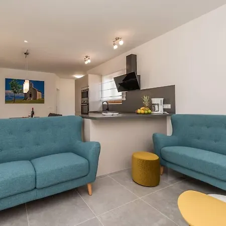 Mattina, With Heated Pool And Jacuzzi *