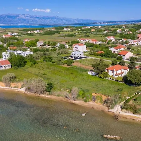 Mattina, With Heated Pool And Jacuzzi *