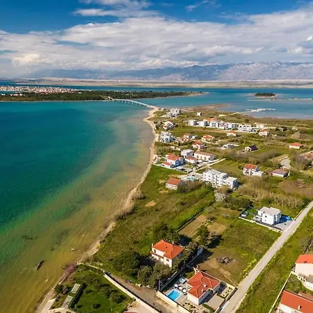 Mattina, With Heated Pool And Jacuzzi * Privlaka (Zadar)