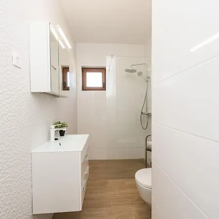 Mattina, With Heated Pool And Jacuzzi Villa