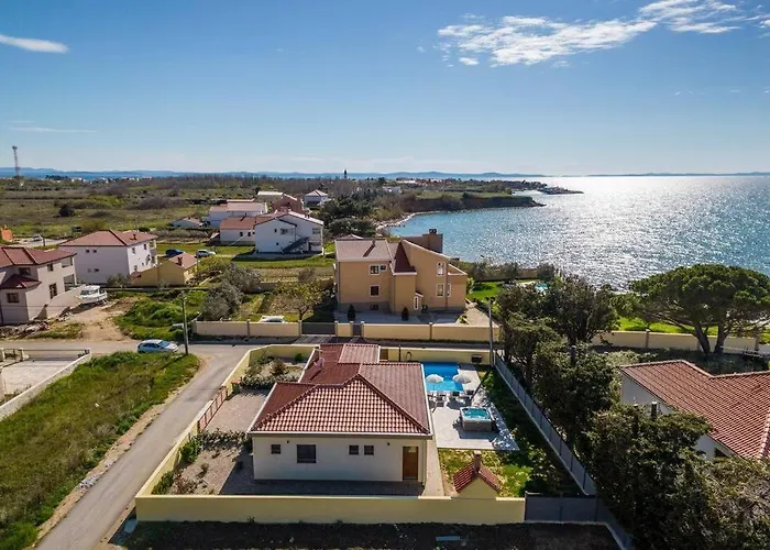 Villa Mattina, With Heated Pool And Jacuzzi Privlaka (Zadar)
