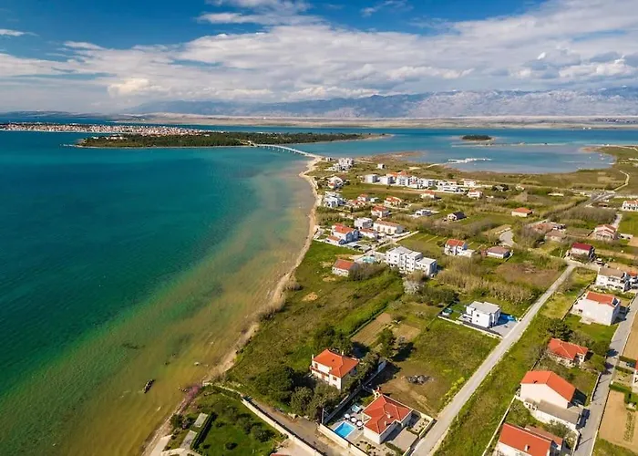 Mattina, With Heated Pool And Jacuzzi * Privlaka (Zadar)